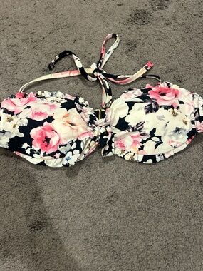 Xhilaration Halter Bikini Top